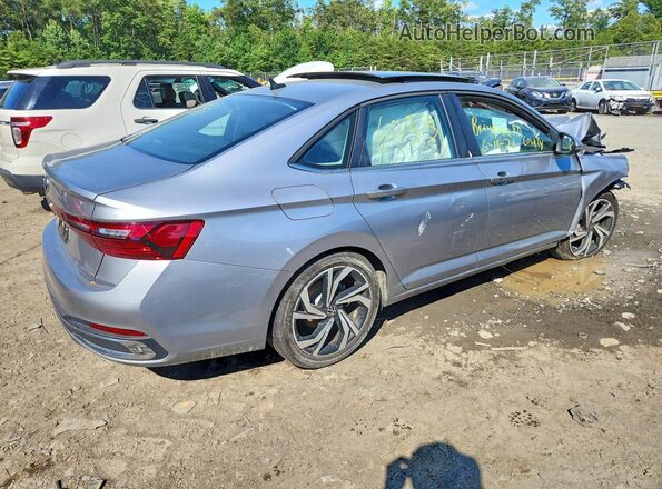 3VWGX7BU8SM066053 2025 VOLKSWAGEN JETTA Silver Задня права чверть