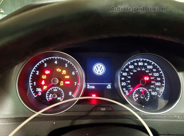 3VWH17AU0HM509327 2017 VOLKSWAGEN GOLF Gray Instrument cluster view