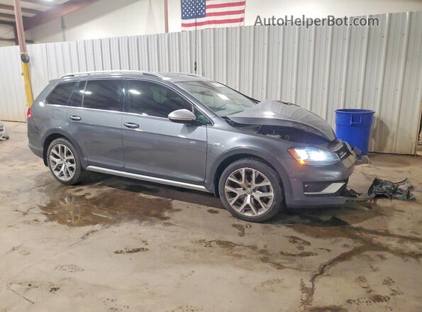 3VWH17AU0HM509327 2017 VOLKSWAGEN GOLF Gray Front right