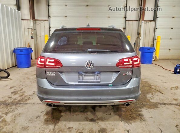 3VWH17AU0HM509327 2017 VOLKSWAGEN GOLF Gray Rear view