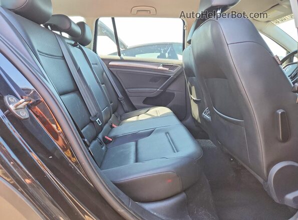 3VWH17AU2KM506422 2019 VOLKSWAGEN GOLF Black Vista de los asientos traseros