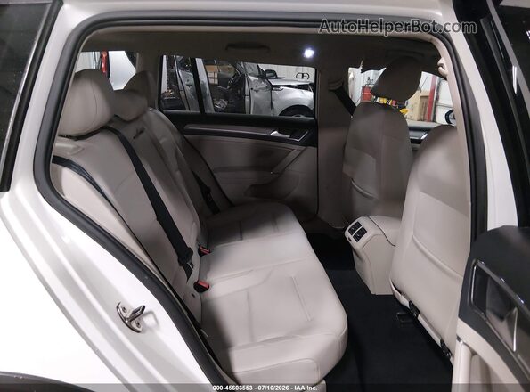 3VWH17AU3HM514182 2017 VOLKSWAGEN GOLF White Vista de la etiqueta del VIN