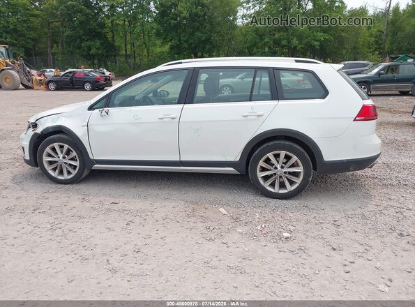 3VWH17AU4HM510058 2017 VOLKSWAGEN GOLF White Widok wnętrza 360 stopni