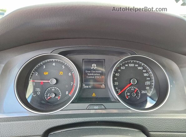 3VWH17AU5HM521313 2017 VOLKSWAGEN GOLF White ხელსაწყოთა პანელის ხედი