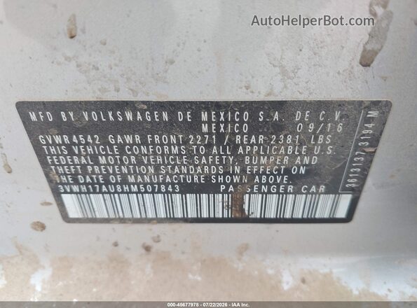 3VWH17AU8HM507843 2017 VOLKSWAGEN GOLF Silver Engine compartment view
