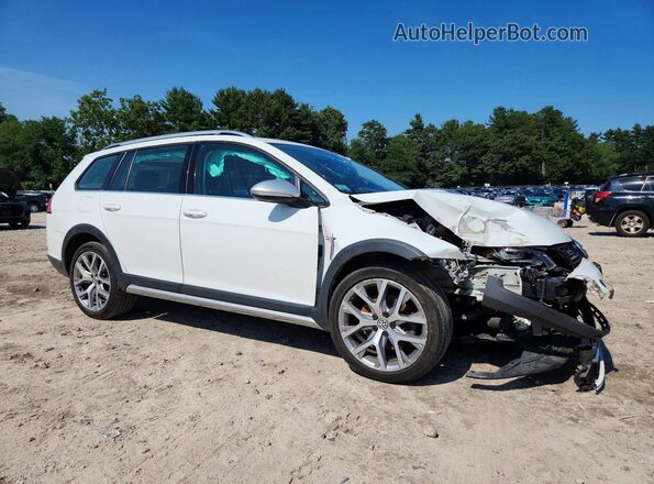 3VWH17AU9HM503381 2017 VOLKSWAGEN GOLF White Przód prawy