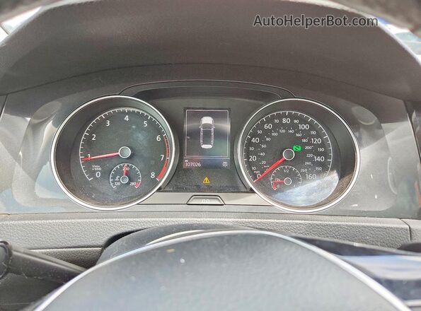 3VWH17AU9JM756996 2018 VOLKSWAGEN GOLF White Widok zestawu wskaźników
