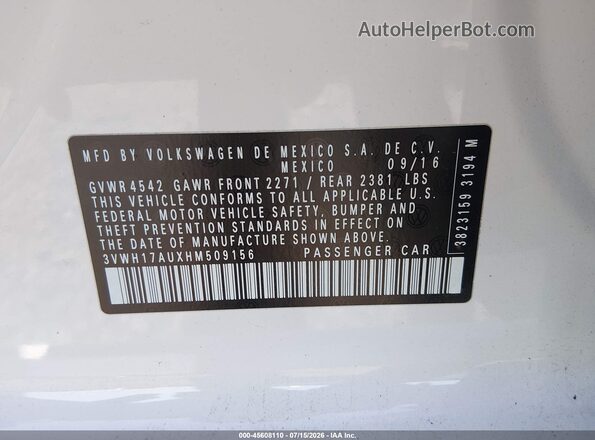 3VWH17AUXHM509156 2017 VOLKSWAGEN GOLF White Engine compartment view