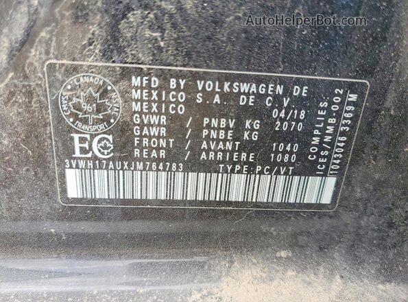 3VWH17AUXJM764783 2018 VOLKSWAGEN GOLF Black Vista del compartimento del motor