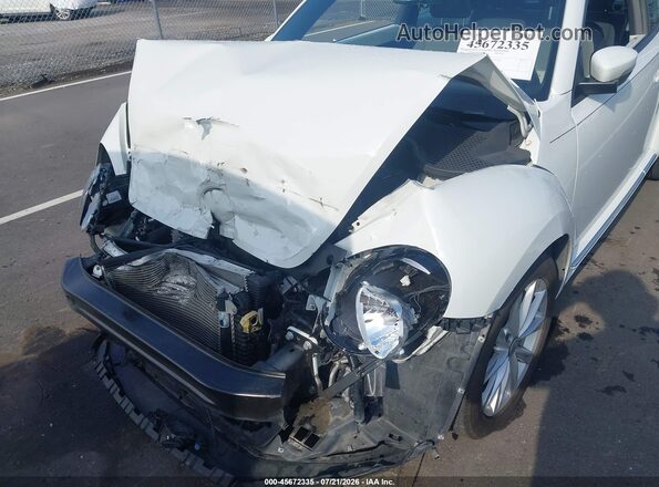 3VWJ17AT7HM617260 2017 VOLKSWAGEN BEETLE White Widok z przodu