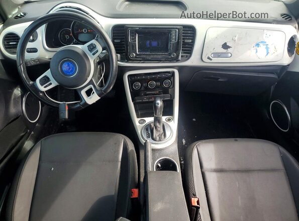 3VWJ17AT8HM606865 2017 VOLKSWAGEN BEETLE White წინა პანელის ხედი