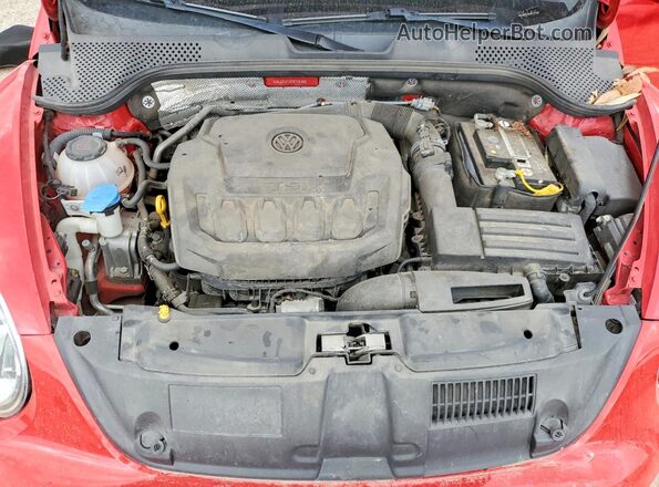 3VWJD7AT2KM719368 2019 VOLKSWAGEN BEETLE Red Вид задньої частини салону