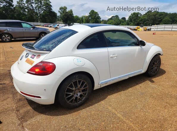 3VWJD7AT4JM710556 2018 VOLKSWAGEN BEETLE Белый Задняя правая четверть