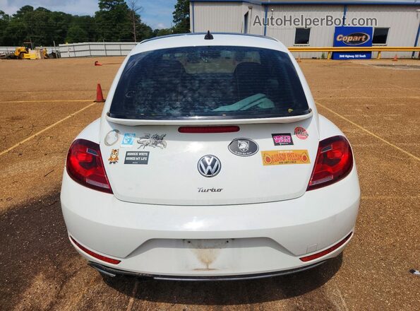 3VWJD7AT4JM710556 2018 VOLKSWAGEN BEETLE Белый Вид сзади