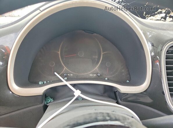 3VWJD7AT6KM713072 2019 VOLKSWAGEN BEETLE Black ხელსაწყოთა პანელის ხედი
