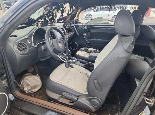 3VWJD7AT6KM713072 2019 VOLKSWAGEN BEETLE Black წინა სალონის ხედი