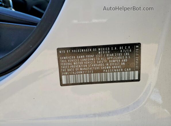 3VWL17AJ0HM211313 2017 VOLKSWAGEN JETTA White Engine compartment view