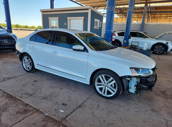 3VWL17AJ4HM390729 2017 VOLKSWAGEN JETTA White Front right