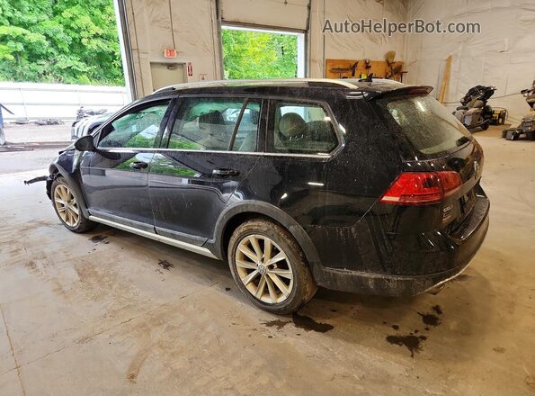3VWM17AU3HM534530 2017 VOLKSWAGEN GOLF Black Trasero izquierdo