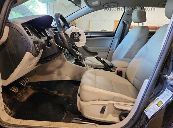 3VWM17AU3HM534530 2017 VOLKSWAGEN GOLF Black Vista interior delantera