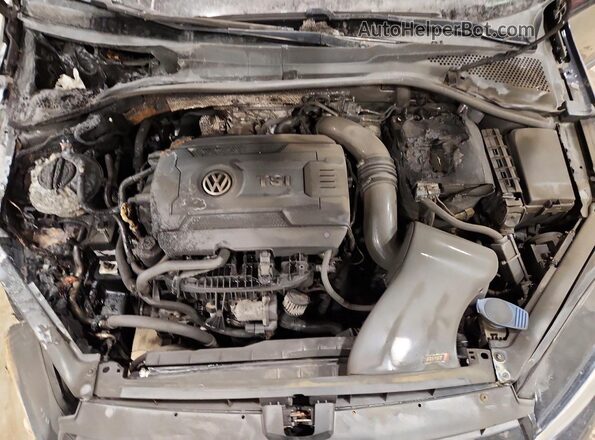 3VWM17AU5HM523688 2017 VOLKSWAGEN GOLF Black Widok wnętrza z tyłu