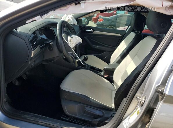 3VWN57BU8LM061949 2020 VOLKSWAGEN JETTA Silver Widok wnętrza z przodu