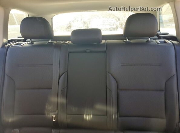 3VWY57AUXKM509038 2019 VOLKSWAGEN GOLF Beige Vista de los asientos traseros