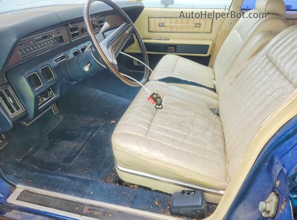 3Y82A874716 1973 LINCOLN CONTINENTA Blue Vista interior delantera