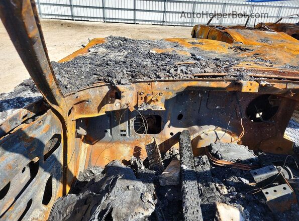 3Y85Z117542 1963 FORD THUNDERBIRD Пожар Вид щитка приборов