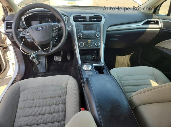 3FA6P0UU3JR141834 2018 FORD FUSION Белый Вид щитка приборов