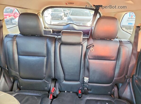 JA4AZ3A36KZ036188 2019 MITSUBISHI OUTLANDER Белый Вид задней части салона