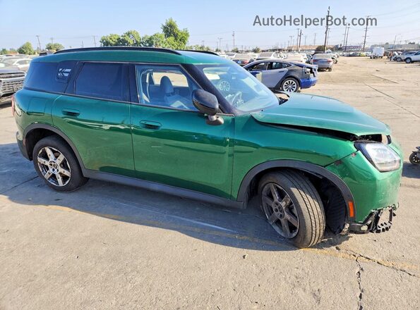 WMZ23GA08S7P56936 2025 MINI COUNTRYMAN Зеленый Вид спереди