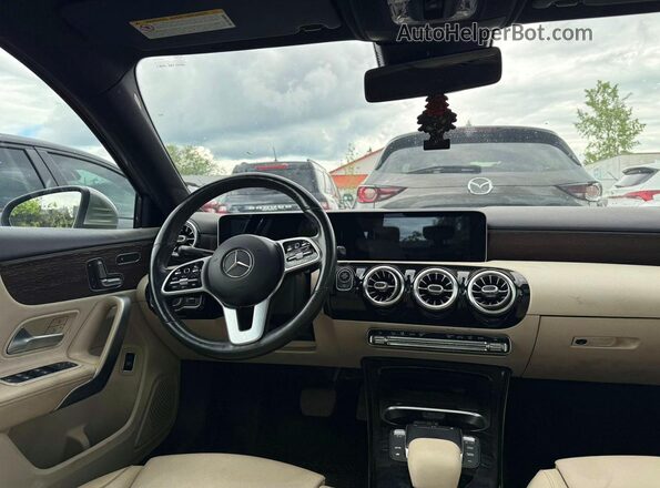 WDD3G4FB3LW041996 2020 MERCEDES-BENZ A Золотой Вид задних сидений