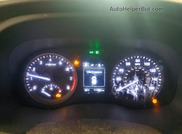 KM8J3CA47JU651629 2018 HYUNDAI TUCSON Black Widok tylnych siedzeń