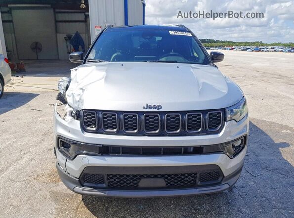 3C4NJDCN4TT188174 2026 JEEP COMPASS Silver Front view