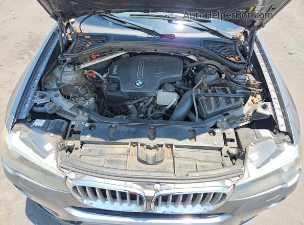 5UXWX9C51H0T01582 2017 BMW X3 Silver Vista de la etiqueta del VIN
