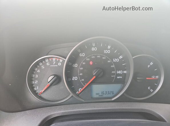 JTMZFREV6GJ094856 2016 TOYOTA RAV4 White Հետևի նստատեղերի տեսք