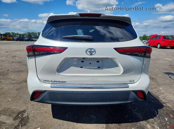 5TDKDRAH4PS008664 2023 TOYOTA HIGHLANDER White წინა სალონის ხედი