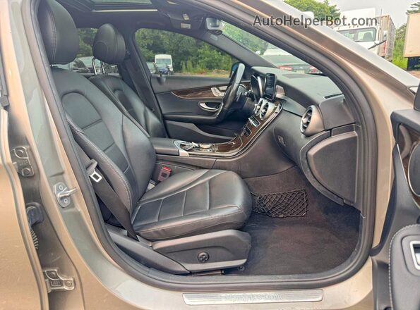 55SWF8EB5KU305546 2019 MERCEDES-BENZ C-CLASS Gold Vista trasera