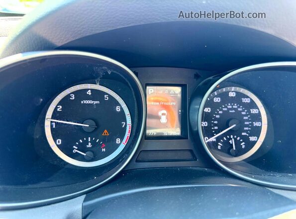 KM8SMDHF9HU173898 2017 HYUNDAI SANTA White Vista de la etiqueta del VIN