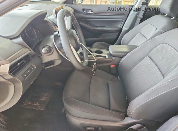 1N4BL4DV3SN366155 2025 NISSAN ALTIMA Серебряный Вид панели приборов