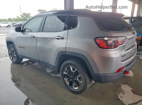 3C4NJDDB3JT441843 2018 JEEP COMPASS Silver Tył prawy