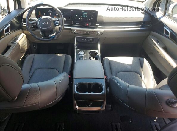 KNDNB5KA0T6137704 2026 KIA CARNIVAL White Widok zestawu wskaźników