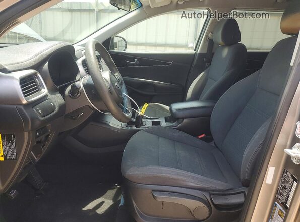 5XYPG4A59JG361301 2018 KIA SORENTO Серебряный Вид панели приборов