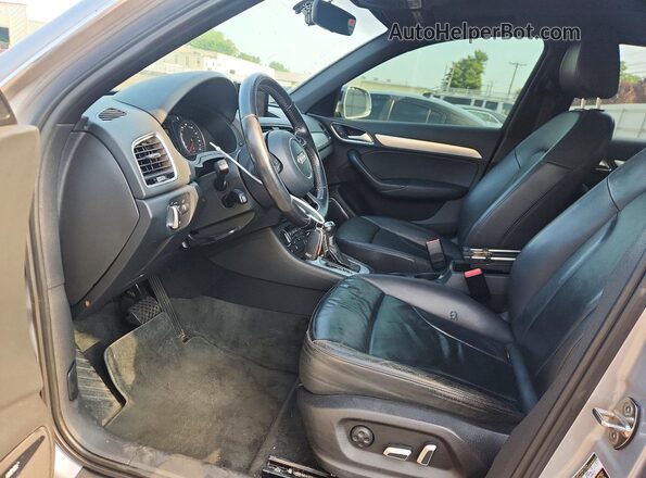 WA1GFCFS6GR011303 2016 AUDI Q3 Silver Vista del salpicadero