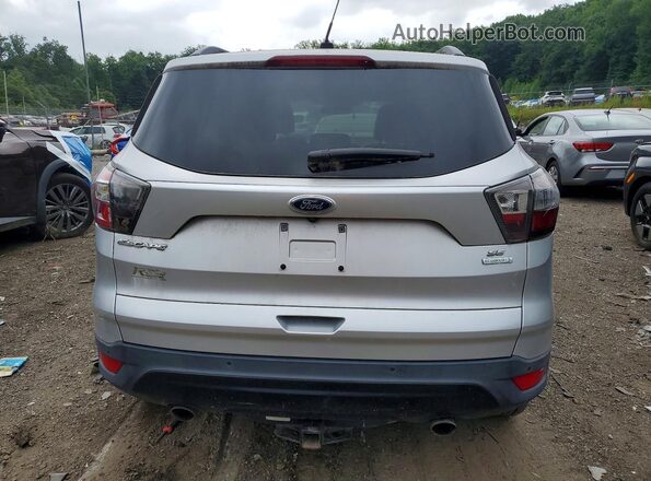 1FMCU0GD0HUA57678 2017 FORD ESCAPE Silver Սալոնի դիմացի տեսք