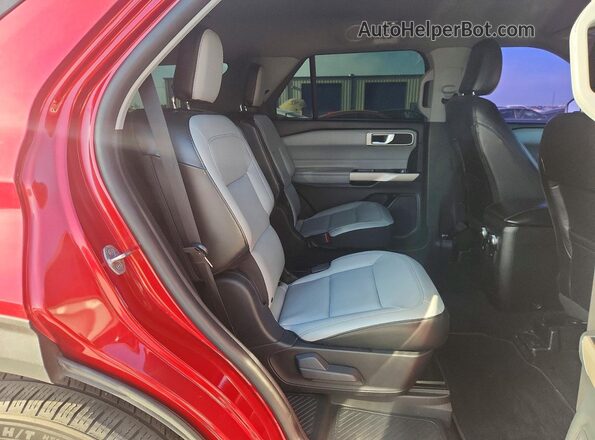 1FMSK8DH8MGB78751 2021 FORD EXPLORER Red Vista del compartimento del motor