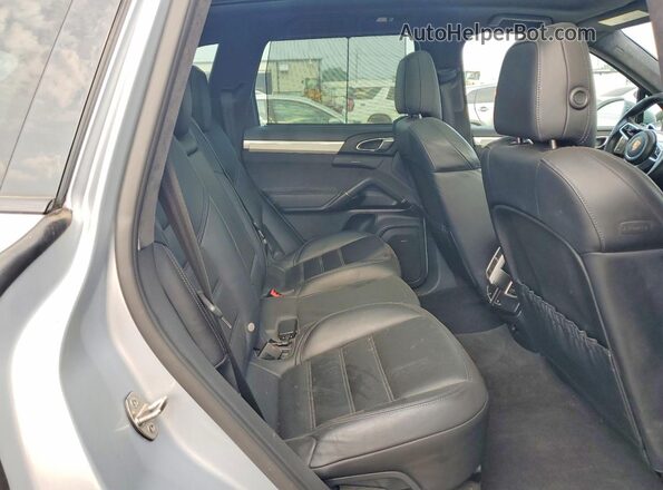 WP1AD2A21GLA72031 2016 PORSCHE CAYENNE Silver ძრავის განყოფილების ხედი