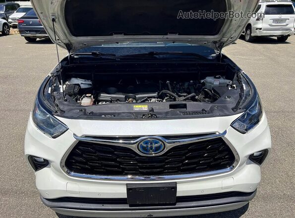 5TDYARAH5MS006372 2021 TOYOTA HIGHLANDER White Vista del cuadro de instrumentos