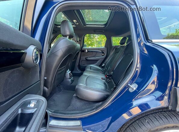 WMZYT5C5XK3E69700 2019 MINI COOPER Blue Widok naklejki z numerem VIN